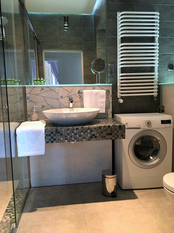 Gp Apartments Познан Екстериор снимка